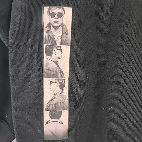 Uniqlo Kaws x Andy Warhol Youth Sweatshirt Unisex Black Cotton Graphic Sz 5-6 - Picture 7 of 7